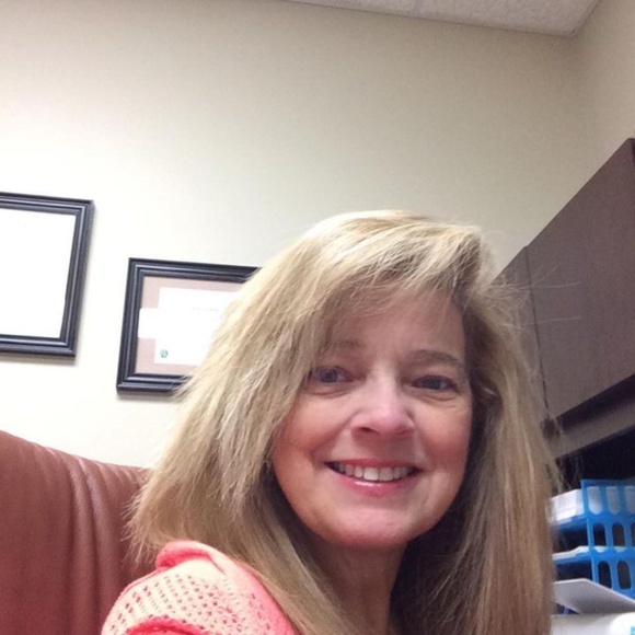 MEET THE POSHER - Picture 1 of 1